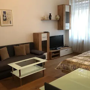 Green Apartment Apartament Wiedeń