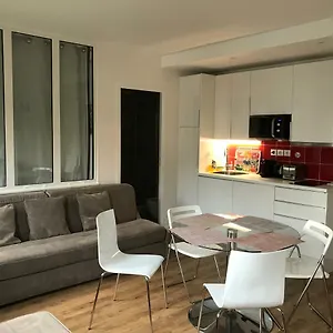 Tour Eiffel Rent Apartament Paryż